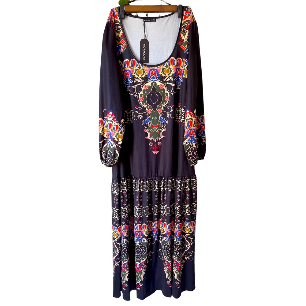 NORACORA Maxi Dress